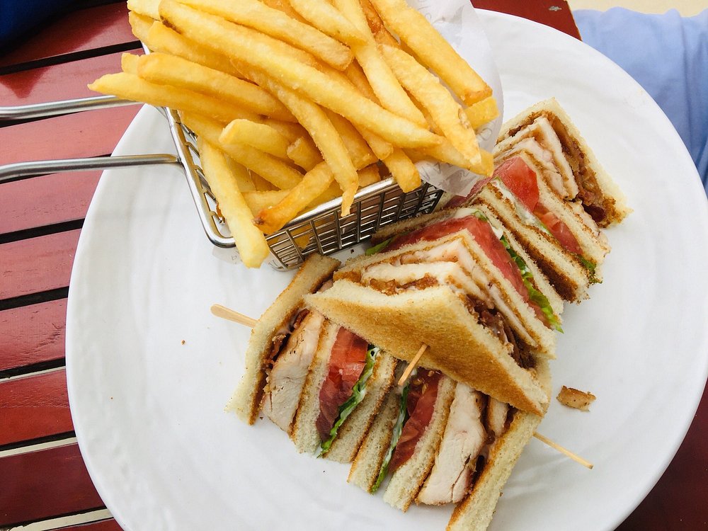 Food at the Azul Pool Bar, JW Marriott Panama